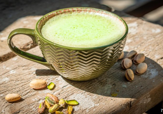 بستاشيو لاتيه حار